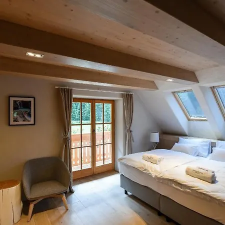 Julian Village Lepena Holiday home *