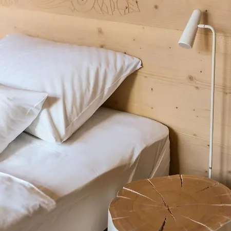 Počitniška hiša Julian Village Lepena *
