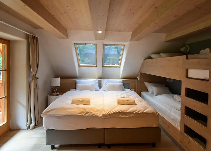 Julian Village Lepena